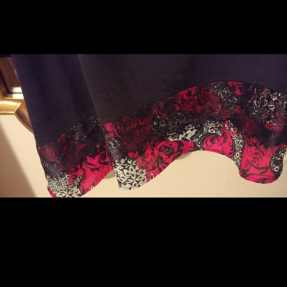 Sweater - Picture 3 of 5